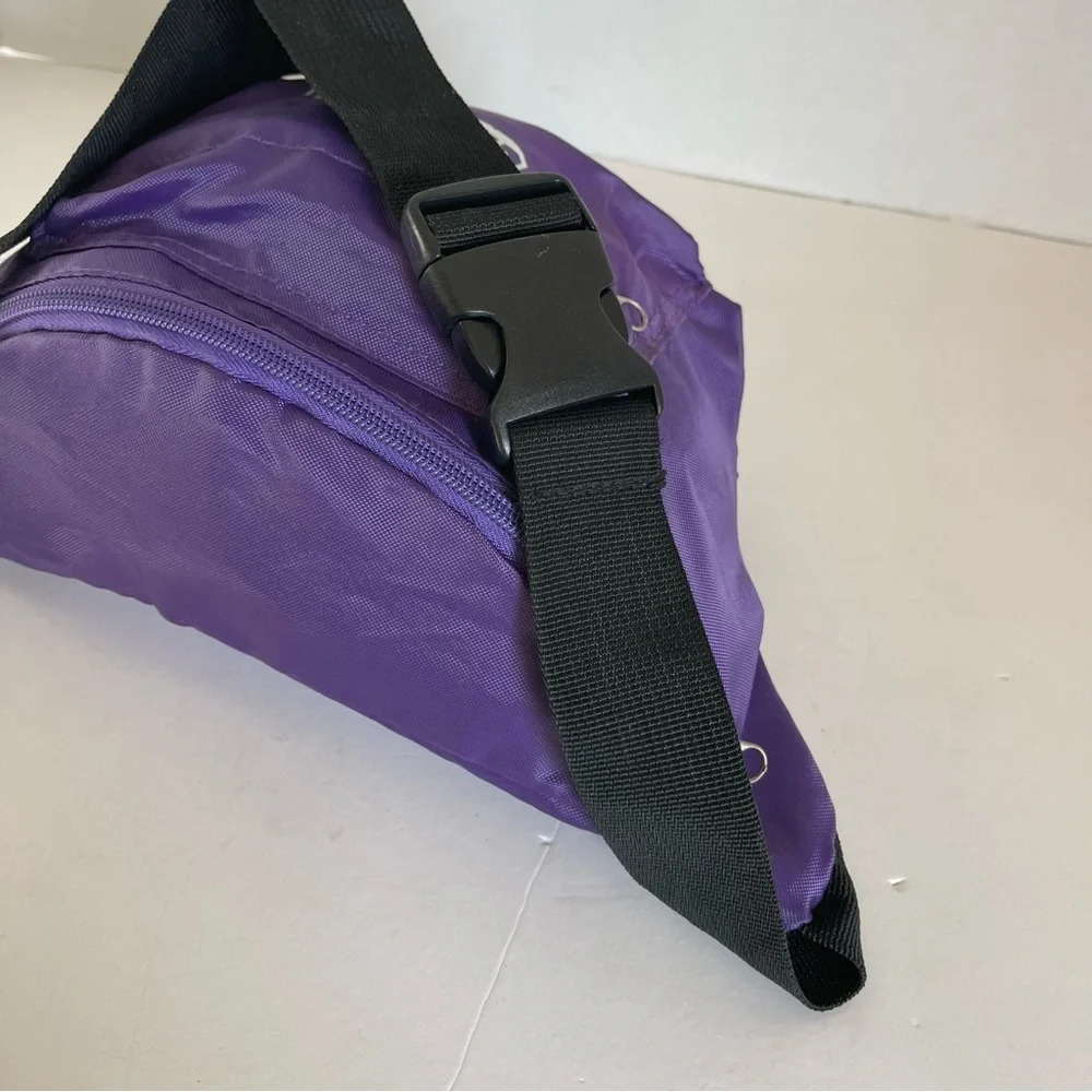 TwitchCon Exclusive 2017 Purple Fanny Pack - Picture 6 of 8